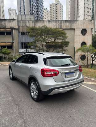 MERCEDES-BENZ-GLA 200-1.6 CGI STYLE 16V TURBO FLEX 4P AUTOMÁTICO MERCEDES-BENZ-GLA 200-2016