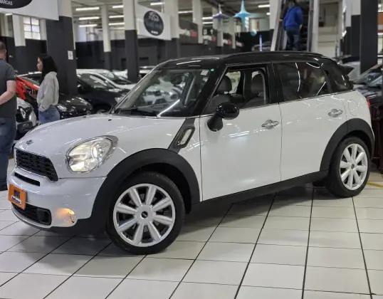 MINI COUNTRYMAN 1.6 S TURBO 16V 184CV GASOLINA 4P AUTOMÁTICO MINI COUNTRYMAN 1.6 S TURBO 16V 184CV GASOLINA 4P AUTOMÁTICO