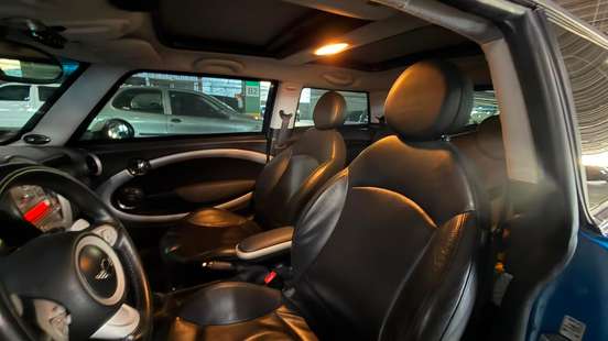 MINI-COOPER-2010