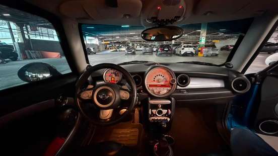 MINI-COOPER-2010