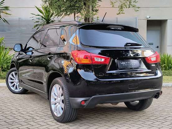 MITSUBISHI-ASX-2016