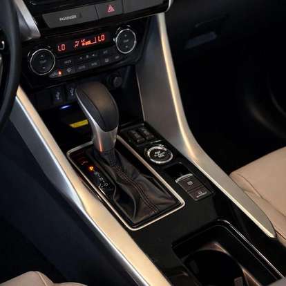MITSUBISHI-ECLIPSE CROSS-1.5 MIVEC TURBO GASOLINA HPE-S S-AWC CVT MITSUBISHI-ECLIPSE CROSS-2025