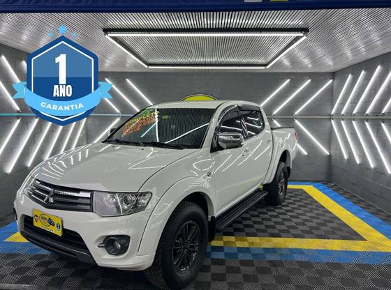 MITSUBISHI L200 TRITON 3.2 HPE 4X4 CD 16V TURBO INTERCOOLER DIESEL 4P AUTOMÁTICO