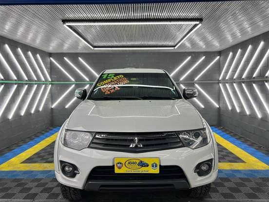 MITSUBISHI-L200 TRITON-2015