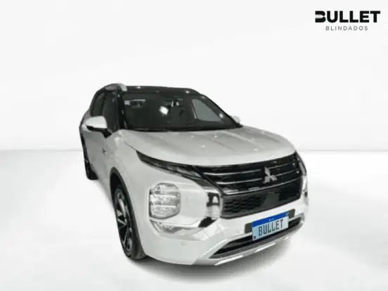MITSUBISHI-OUTLANDER-2025