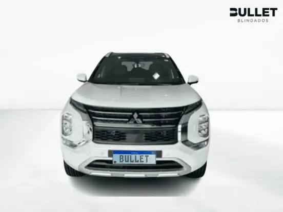 MITSUBISHI-OUTLANDER-2025