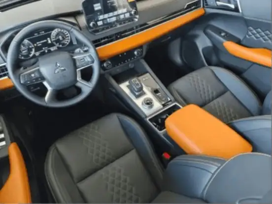 MITSUBISHI-OUTLANDER-2025