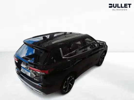 MITSUBISHI-OUTLANDER-2.4 PHEV SIGNATURE S-AWC DHT MITSUBISHI-OUTLANDER-2025