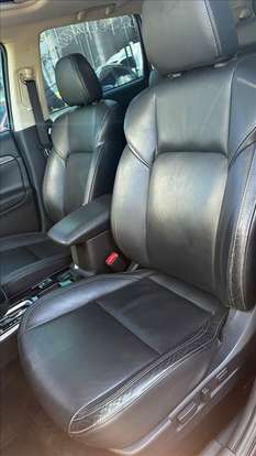 MITSUBISHI-OUTLANDER-2021