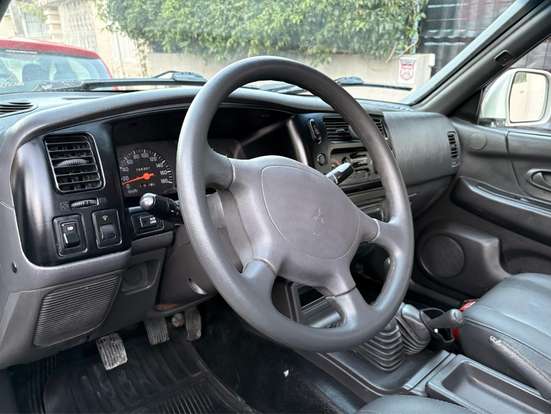 MITSUBISHI-L200-2.5 GL 4X4 CD 8V TURBO DIESEL 4P MANUAL MITSUBISHI-L200-2010
