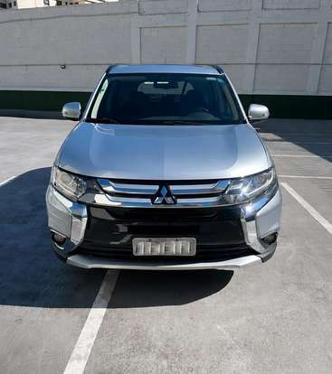 MITSUBISHI-OUTLANDER-2016
