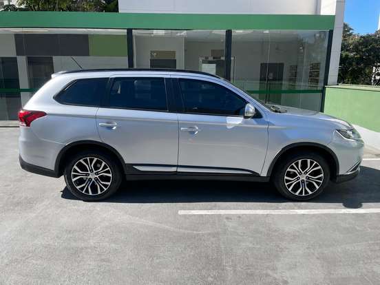 MITSUBISHI-OUTLANDER-2.0 16V GASOLINA 4P AUTOMÁTICO MITSUBISHI-OUTLANDER-2016