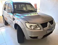 MITSUBISHI PAJERO TR4 2.0 4X2 16V 140CV FLEX 4P MANUAL MITSUBISHI PAJERO TR4 2.0 4X2 16V 140CV FLEX 4P MANUAL