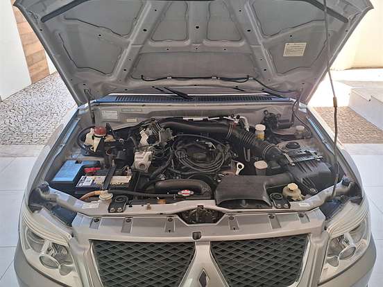 MITSUBISHI-PAJERO TR4-2.0 4X2 16V 140CV FLEX 4P MANUAL MITSUBISHI-PAJERO TR4-2013