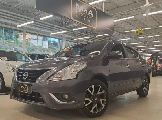 NISSAN VERSA 1.6 16V FLEXSTART UNIQUE 4P XTRONIC NISSAN VERSA 1.6 16V FLEXSTART UNIQUE 4P XTRONIC