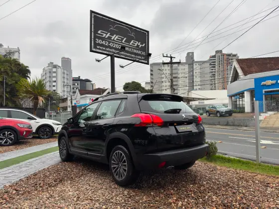 PEUGEOT 2008 1.6 16V FLEX ALLURE 4P AUTOMÁTICO PEUGEOT 2008 1.6 16V FLEX ALLURE 4P AUTOMÁTICO