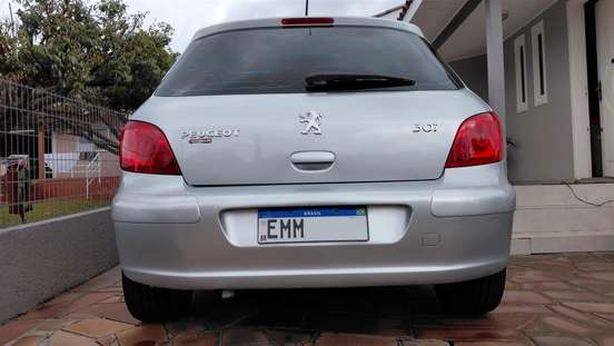 PEUGEOT-307-2009