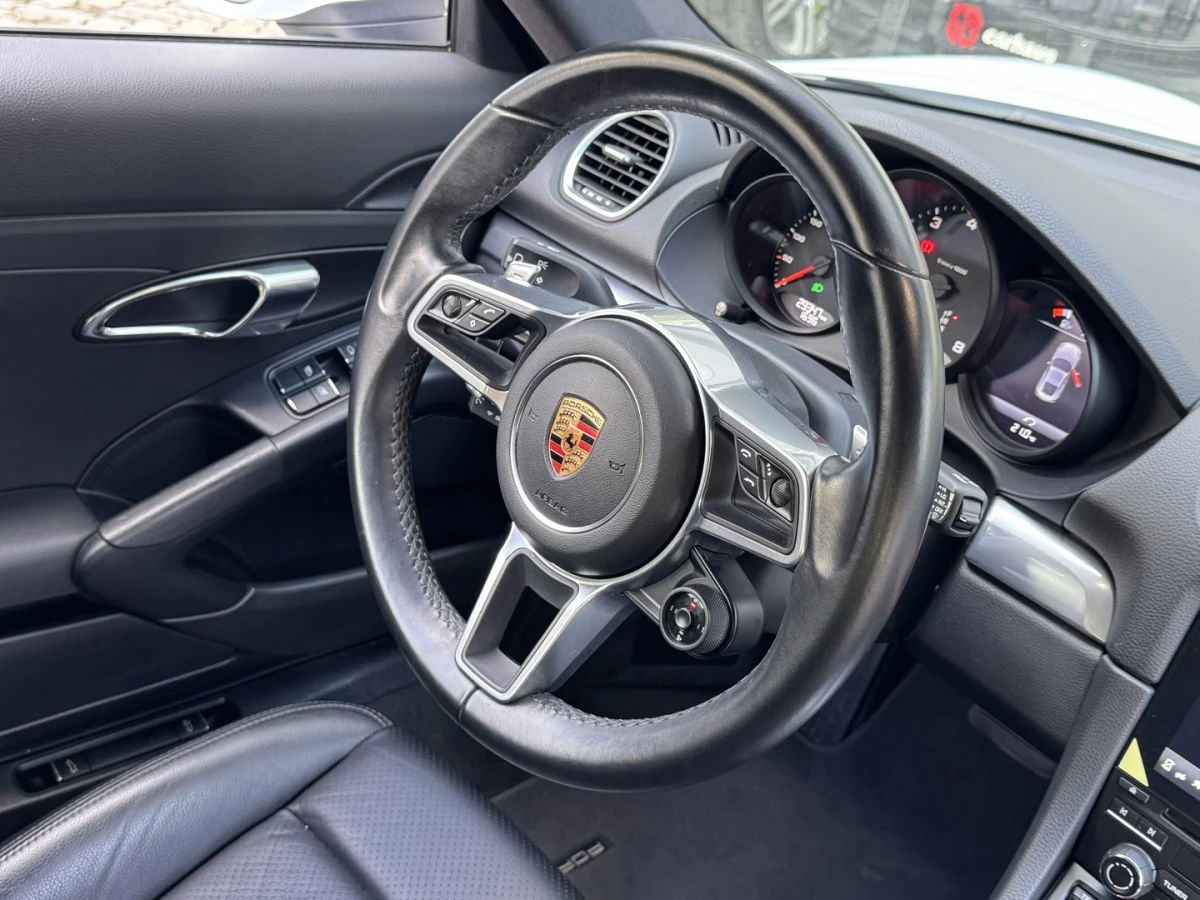 Porsche 718 — foto 13