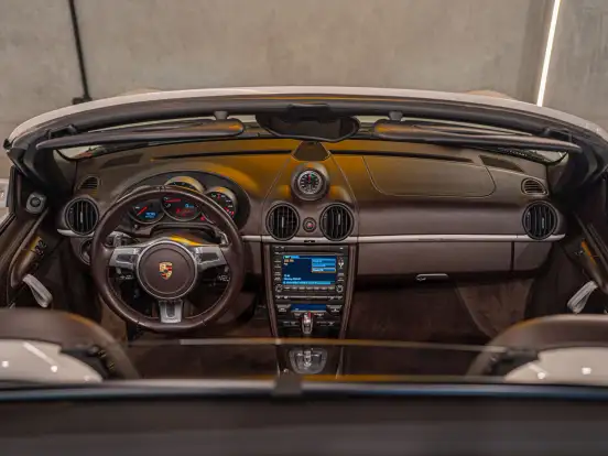 PORSCHE-BOXSTER-2010