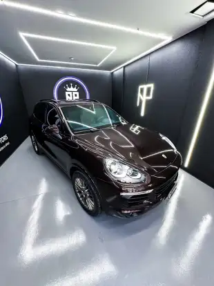 PORSCHE-CAYENNE-2017
