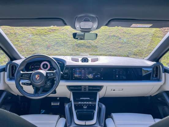 PORSCHE-CAYENNE-2024