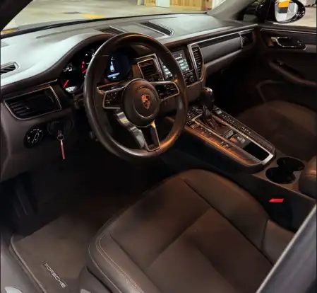 PORSCHE-MACAN-2015