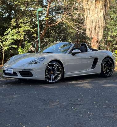 PORSCHE-718-2023