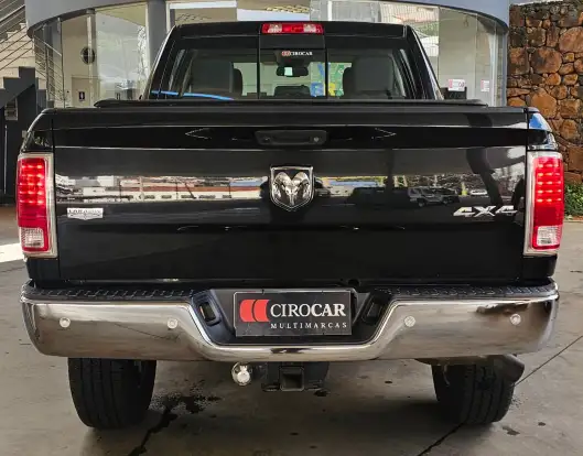 RAM-2500-6.7 LARAMIE 4X4 CD I6 TURBO DIESEL 4P AUTOMÁTICO RAM-2500-2017