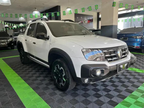 RENAULT OROCH 1.3 TCE FLEX OUTSIDER X-TRONIC RENAULT OROCH 1.3 TCE FLEX OUTSIDER X-TRONIC