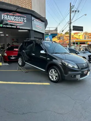 RENAULT SANDERO 1.6 STEPWAY 16V FLEX 4P AUTOMÁTICO RENAULT SANDERO 1.6 STEPWAY 16V FLEX 4P AUTOMÁTICO