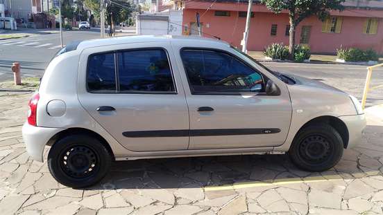RENAULT-CLIO-2008