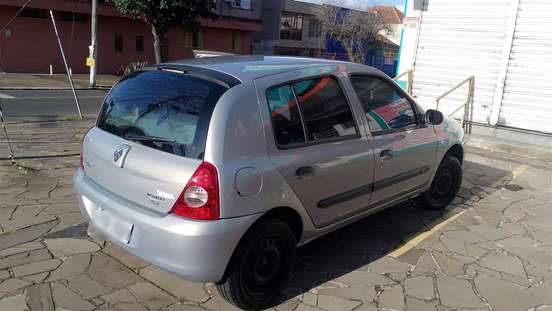 RENAULT-CLIO-2008