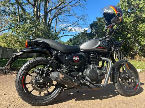 ROYAL ENFIELD-HUNTER 350-2025
