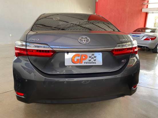 TOYOTA-COROLLA-2017