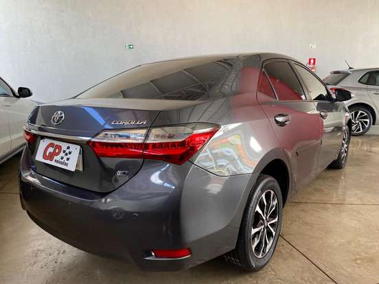 TOYOTA-COROLLA-2017