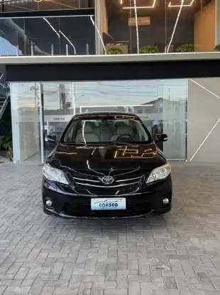 TOYOTA-COROLLA-2011
