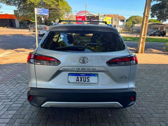 TOYOTA-COROLLA CROSS-2023