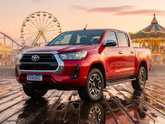TOYOTA HILUX 2.8 D-4D TURBO DIESEL CD SRV 4X4 AUTOMÁTICO TOYOTA HILUX 2.8 D-4D TURBO DIESEL CD SRV 4X4 AUTOMÁTICO