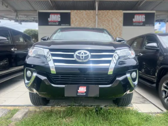 TOYOTA HILUX SW4 2.7 SR 4X2 16V FLEX 4P AUTOMÁTICO TOYOTA HILUX SW4 2.7 SR 4X2 16V FLEX 4P AUTOMÁTICO
