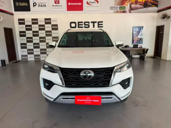 TOYOTA-HILUX SW4-2021