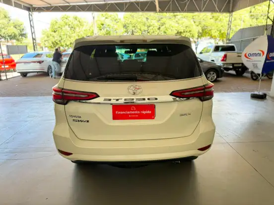 TOYOTA-HILUX SW4-2021