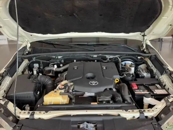 TOYOTA-HILUX SW4-2.8 D-4D TURBO DIESEL SRX 4X4 AUTOMÁTICO TOYOTA-HILUX SW4-2021
