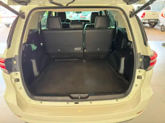 TOYOTA-HILUX SW4-2021