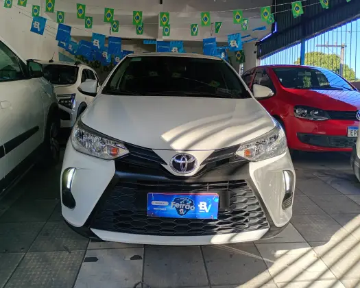 TOYOTA YARIS 1.5 16V FLEX SEDAN XS MULTIDRIVE TOYOTA YARIS 1.5 16V FLEX SEDAN XS MULTIDRIVE