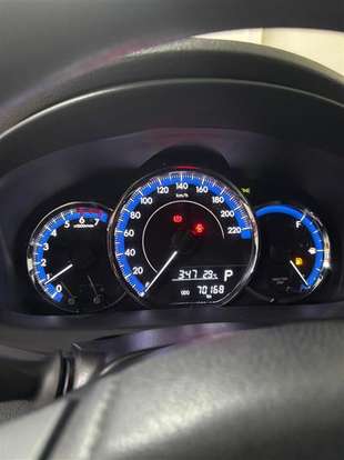 TOYOTA-YARIS-2018