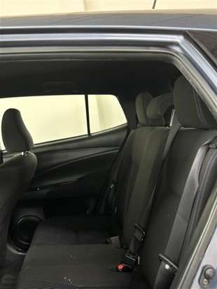 TOYOTA-YARIS-2018