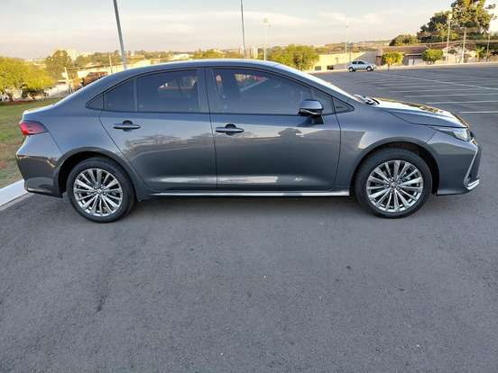 TOYOTA-COROLLA-2024