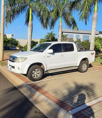 TOYOTA-HILUX-2.5 STD 4X4 CD 16V TURBO DIESEL 4P MANUAL TOYOTA-HILUX-2009