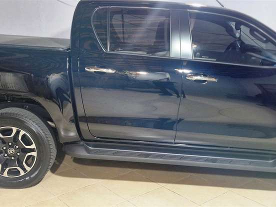 TOYOTA-HILUX-2.8 D-4D TURBO DIESEL CD SRV 4X4 AUTOMÁTICO TOYOTA-HILUX-2024