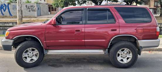 TOYOTA-HILUX SW4-1998